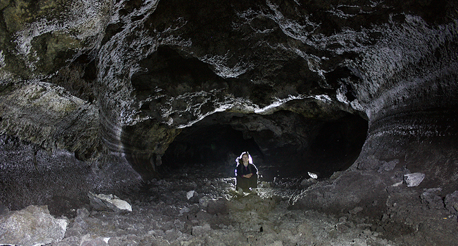Grotta Dei Lamponi, Raspberry Cave, North flank, Mount Etna, Sicily